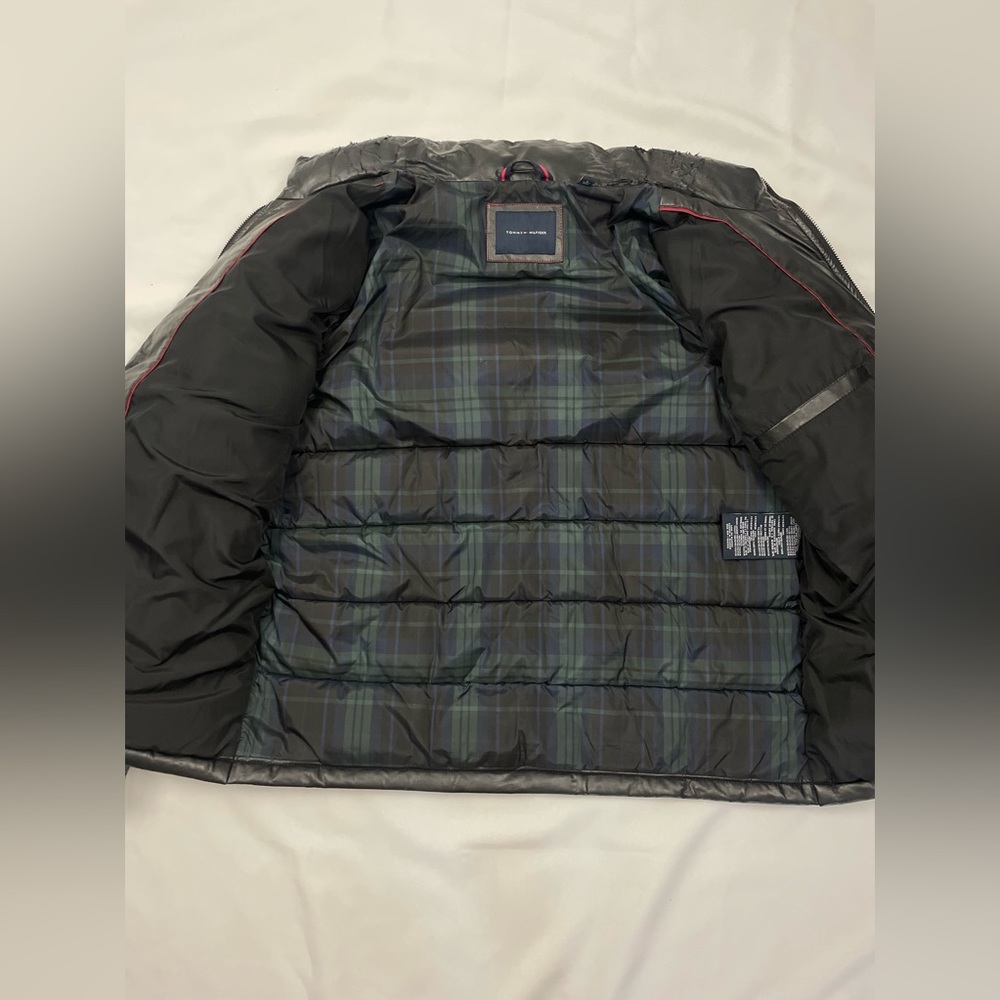 Tommy Hilfiger Men's Insulated Packable Down Puffer Jacket Size L - Picture 2 of 9